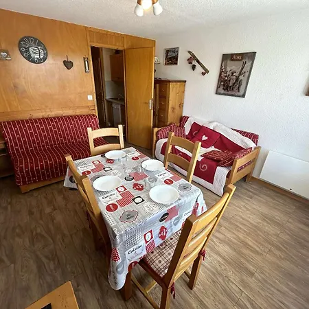 Les Saisies Pour 5, Centre Station - Fr-1-594-109